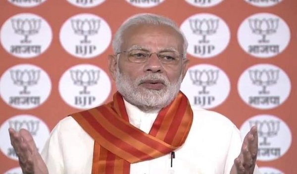 प्रधानमंत्री ने छत्तीसगढ़ में नक्सलियों के हाथों मारे गये कैमरामैन को श्रद्धांजलि दी