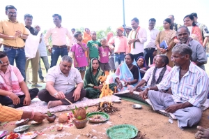 पर्यटन एवं संस्कृति मंत्री श्री राजेश अग्रवाल ने 7 करोड़ की लागत से बनने वाले 120 मीटर लंबे पुल का किया भूमि पूजन