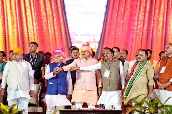 बहनों के कल्याण और उनके चेहरे पर मुस्कान लाने के लिए प्रतिबद्ध है राज्य सरकार: मुख्यमंत्री डॉ. यादव