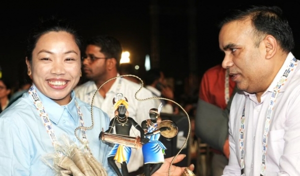 एशियन गेम्स का पदक जीतना मेरा अधूरा सपना &ndash; केआईटीजी उद्घाटन पर बोलीं मीराबाई चानू