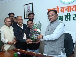 मुख्यमंत्री श्री विष्णु देव साय से कुंभकार समाज के प्रतिनिधि मंडल की सौजन्य मुलाकात*