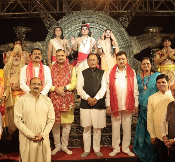 मुख्यमंत्री विष्णु देव साय कोरबा में  राम कथा महोत्सव में हुए शामिल