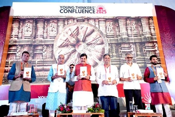 युवाओं ने हमारे देश का नाम गौरवांवित किया : मुख्यमंत्री डॉ यादव