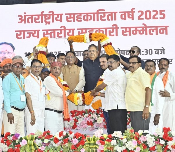 प्रधानमंत्री नरेंद्र मोदी के नेतृत्व में सहकारिता को घर-घर तक पहुंचाने की संकल्पना हो रही है पूरी : मुख्यमंत्री साय