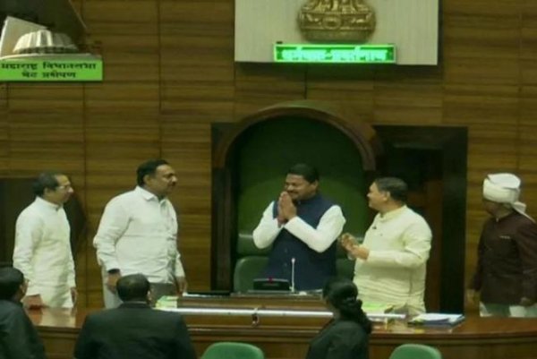 कांग्रेस के नाना पटोले निर्विरोध चुने गए स्पीकर, फडणवीस बने नेता प्रतिपक्ष