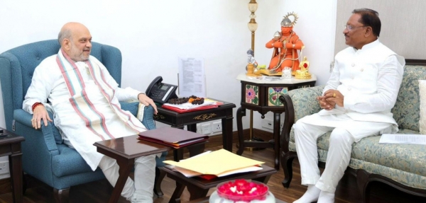 मुख्यमंत्री विष्णुदेव साय ने केंद्रीय गृह मंत्री अमित शाह से की सौजन्य मुलाकात
