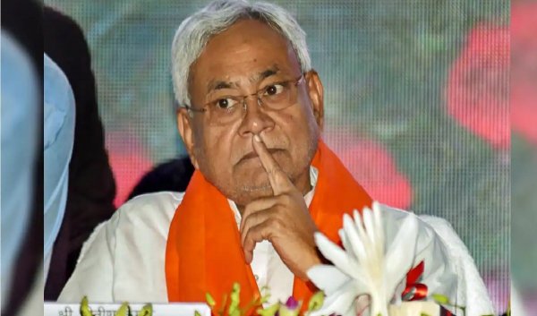 शराब पीने वालों को नहीं होगी जेल? बिहार शराबबंदी कानून में नीतीश सरकार कर सकती है संशोधन