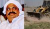 अतीक अहमद के भाई ने 150 बीघा जमीन पर की अवैध प्लॉटिंग, सरपट दौड़ा PDA का बुलडोजर