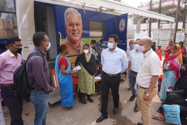मोबाइल मेडिकल यूनिट के माध्यम से लग रहे स्वास्थ्य शिविर में 12841 लोगों ने कराया अब तक इलाज,