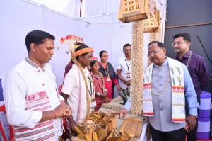 प्रकृति में जनजातीयों की अटूट आस्था, देवी-देवताओं के वास से जल जंगल का हो रहा संरक्षण व संवर्धन : मंत्री रामविचार नेताम