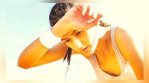 पसीने की वजह से सेहत और ब्यूटी को होने वाले फायदे