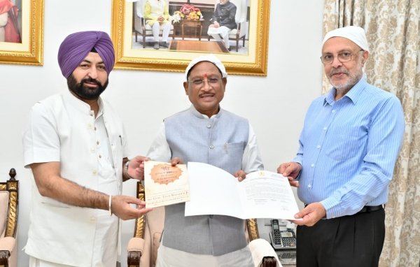 मुख्यमंत्री विष्णु देव साय से पंजाब सरकार के मंत्रियों ने की सौजन्य मुलाकात