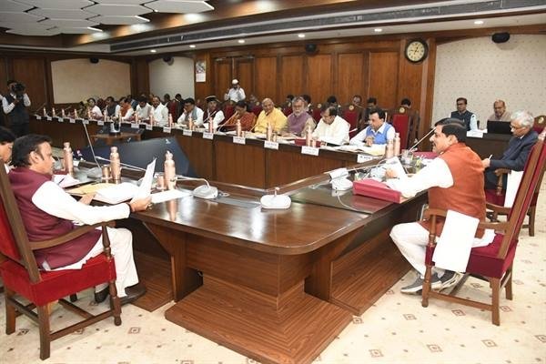 दिवंगत निरीक्षक स्व. शर्मा के परिजन को 1 करोड़ रुपये आर्थिक सहायता की स्वीकृति