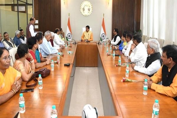 अनुसूचित जाति-जनजाति वर्ग के विकास और कल्याण के लिए राज्य सरकार कर रही है निरंतर कार्य : मुख्यमंत्री डॉ. यादव