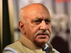 मी टू / महिला संपादक ने कोर्ट में अकबर के समर्थन में दी गवाही, कहा- वे जेंटलमैन हैं