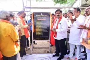 उपमुख्यमंत्री ने 4.08 करोड़ रूपए की लागत के सकरी नदी तटबंध निर्माण का किया भूमिपूजन