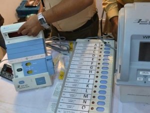 वनांचल ग्राम में स्थित मतदान केंद्र में बिजली पहुंचाने की जिम्मेदारी क्रेड़ा को भी सौंपी गई है। 