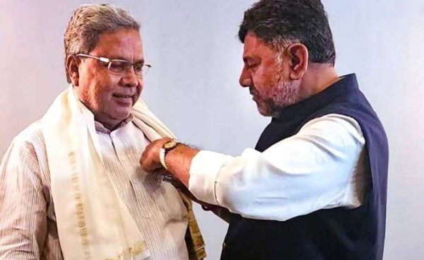 कांग्रेस के बीच जारी तकरार फिर सामने आई