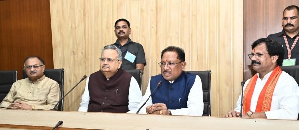 राजनांदगांव के नागरिक प्रतिनिधिमंडल ने की मुख्यमंत्री से सौजन्य भेंट:प्रयास विद्यालय, नालंदा परिसर सहित विभिन्न विकास कार्यों के लिए जताया