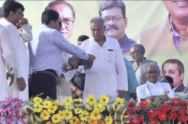 मुख्यमंत्री ने दी बिलासपुर शहर को फ्री वाई-फाई की सौगात