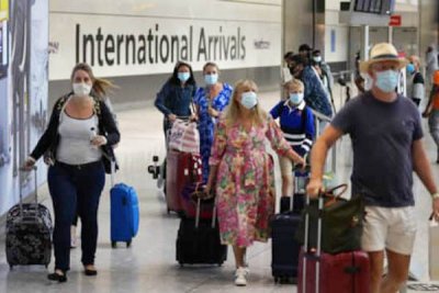 कोरोना: इंग्लैंड में मामले पहुंचे रिकॉर्ड स्तर पर