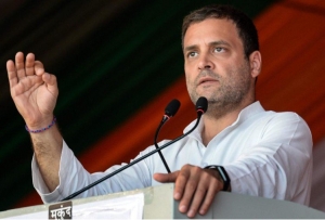 कृषि मंत्रालय ने माना, नोटबंदी ने तोड़ दी किसानों की कमर, राहुल ने सरकार पर बोला हमला