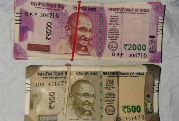 नकली करेंसी पर चोट करने में कामयाब रही नोटबंदी, अब घटने लगे हैं मामले