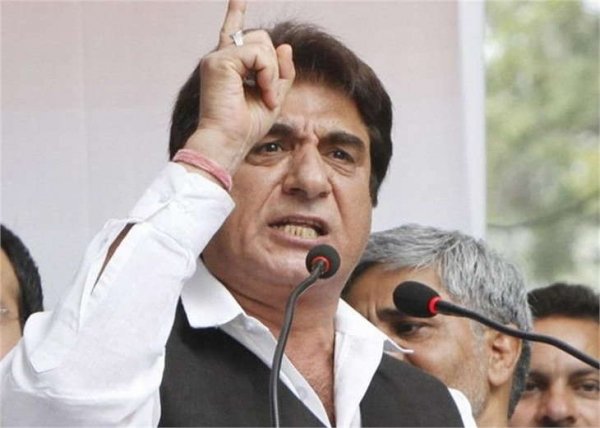 डॉक्टर ने 15 सालों तक शासन किया, न नब्ज पकड़ाई, न इलाज हुआ