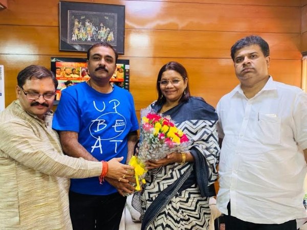 सांसद रेणुका सिंह को केन्द्रीय राज्यमंत्री बनने पर गफ्फु  मेमन ने दी बधाई