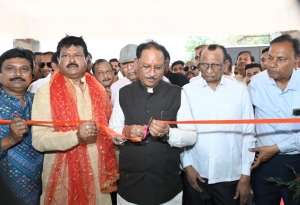 मुख्यमंत्री श्री विष्णुदेव साय ने चंदखुरी में माता कौशल्या एवं भगवान श्रीराम के किए दर्शन: प्रदेश की सुख-समृद्धि की कामना की