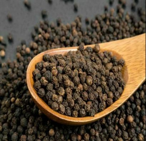 काली मिर्च के सेवन से वेट लॉस व एसिडिटी की प्रॉब्लम से पाए छुटकारा