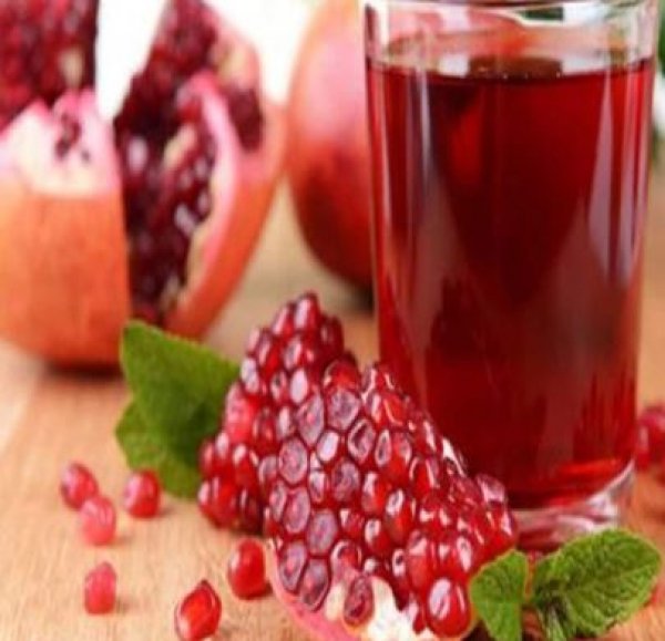 जानें अनार खाने के फायदे और नुकसान