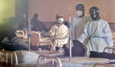 Covid cases in India | आठ महीने बाद भारत के फिर वही हालात, 24 घंटे में कोरोना के 2,47,417 नए मामले, 380 लोगों की मौत