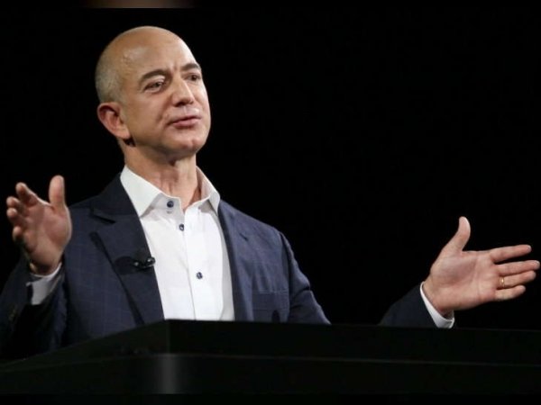 एक दिन अंतरिक्ष में रहेंगे दुनिया के एक लाख करोड़ लोग : जेफ बेजोस