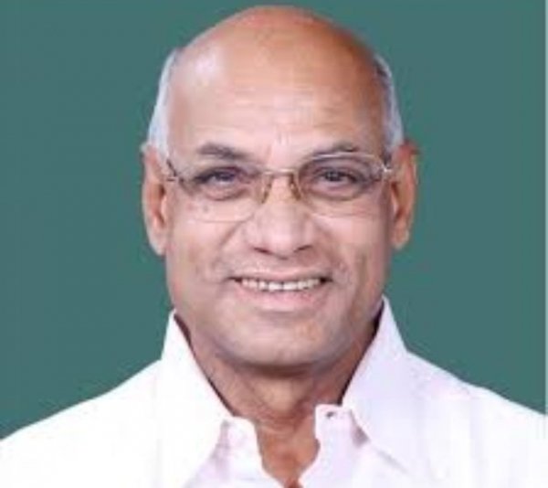 सांसद रमेश बैस ने प्रदेश सरकार पर सवर्णो का आरक्षण लागू नहीं करने का लगाया आरोप, मुख्यमंत्री को खत लिखकर की ये मांग