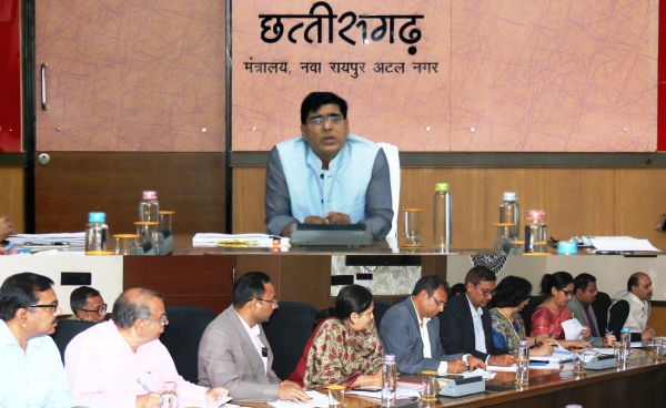 मुख्य सचिव ने प्रस्तावित मध्य क्षेत्रीय परिषद की बैठक की तैयारियों की समीक्षा की