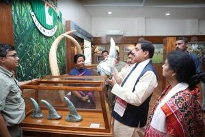 मुख्यमंत्री डॉ. यादव ने किया आसाम के वन्य जीव कन्वेंशन सेंटर का भ्रमण
