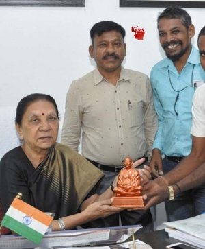 अंकुश देवांगन को भोपाल राजभवन की कलात्मक सजावट का आमंत्रण