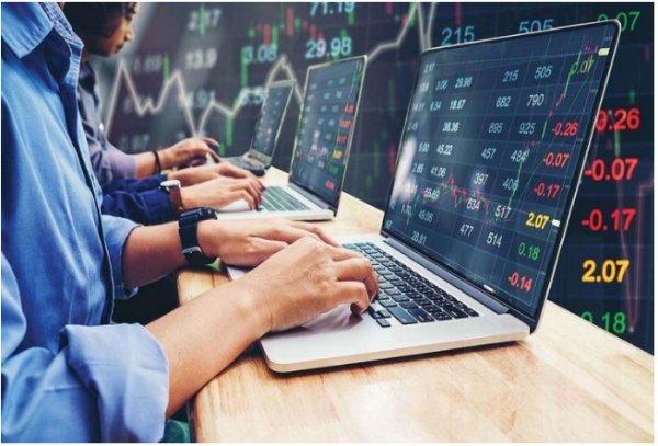 शेयर बाजार, रुपया, बिटकॉइन में आई भारी गिरावट