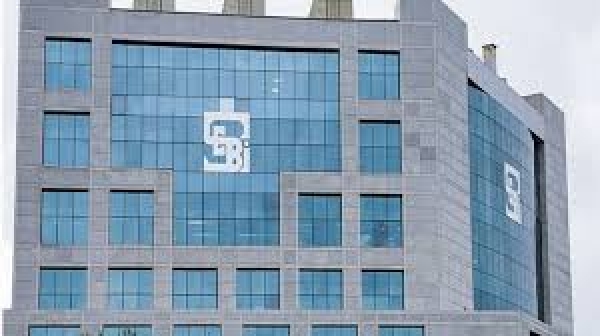 सेबी का नया सर्कुलर: क्या म्यूचुअल फंड योजनाओं की संरचना, नामकरण और पारदर्शिता में होगा बड़ा बदलाव? आइए समझें