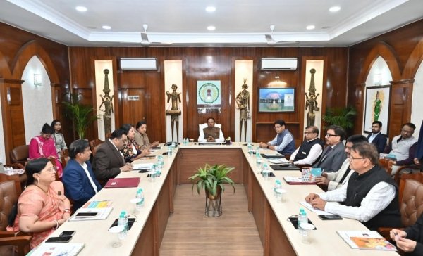 रक्षक पाठ्यक्रम छात्रों के सुरक्षित भविष्य गढ़ने में सहायक होगा &ndash; मुख्यमंत्री विष्णुदेव साय