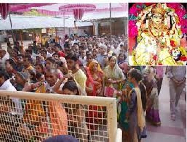 पीतांबरा पीठ में जगह नहीं तो होटलों में अनुष्ठान करा रहे चुनावी राज्यों के नेता