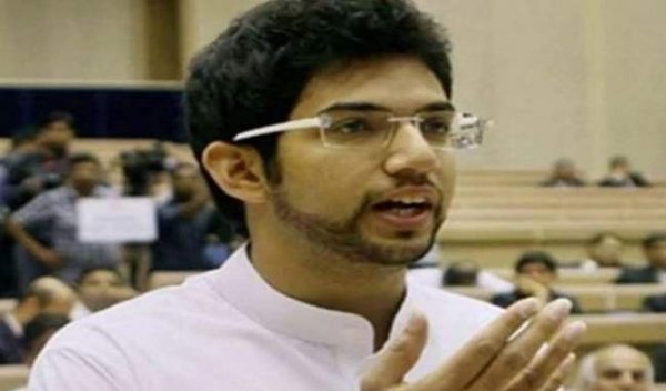 राउत के बयान से शिवसेना ने किया किनारा, आदित्य बोले- इतिहास की जगह वर्तमान के मुद्दों पर हो बात