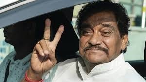 डॉक्टरों की हड़ताल को लेकर टीएमसी सांसद ने दिया विवादित बयान