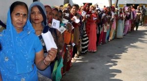 छत्तीसगढ़ चुनाव 2018: विधानसभा की इन सीटों पर महिलाएं तय करेंगी चुनाव का रुख