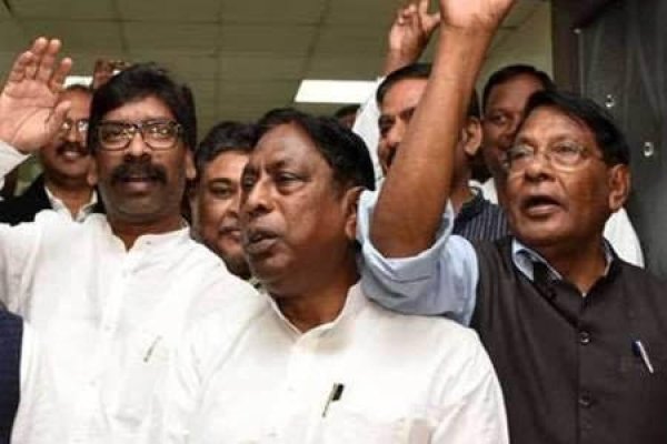 हेमंत के साथ आलमगीर व रामेश्वर भी लेंगे शपथ