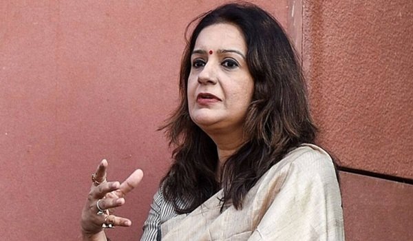 तालिबान पर दबाव डालेगी सरकार? अफगान महिलाओं के अधिकारों को लेकर बोली प्रियंका चतुर्वेदी