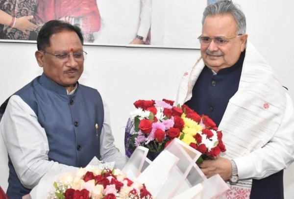 डॉ. रमन सिंह के जन्मदिन पर मुख्यमंत्री विष्णु देव साय ने दी शुभकामनाएँ