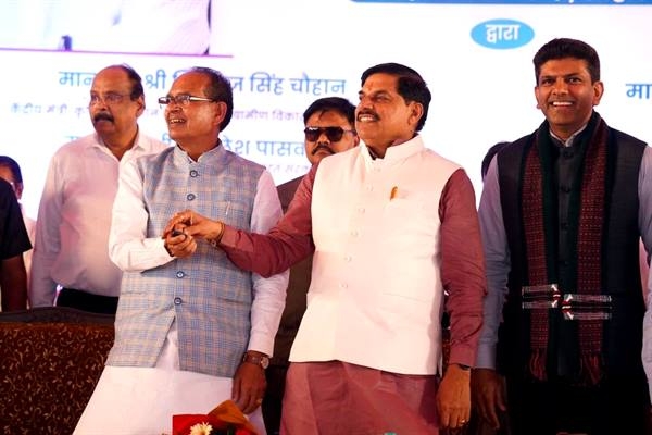 गांवों की जीवन धारा बनी प्रधानमंत्री ग्राम सड़क योजना : मुख्यमंत्री डॉ. यादव