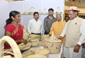 छत्तीसगढ़ में हस्तशिल्प विकास की अपार संभावना – मुख्यमंत्री विष्णु देव साय